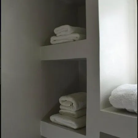 Spitaki Serifos Lantställe